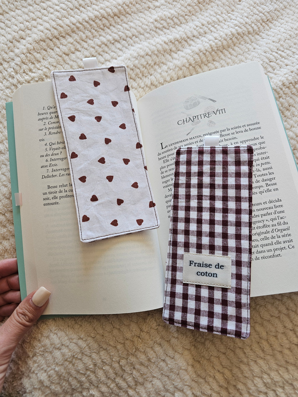 Marque-page Petits coeurs chocolat