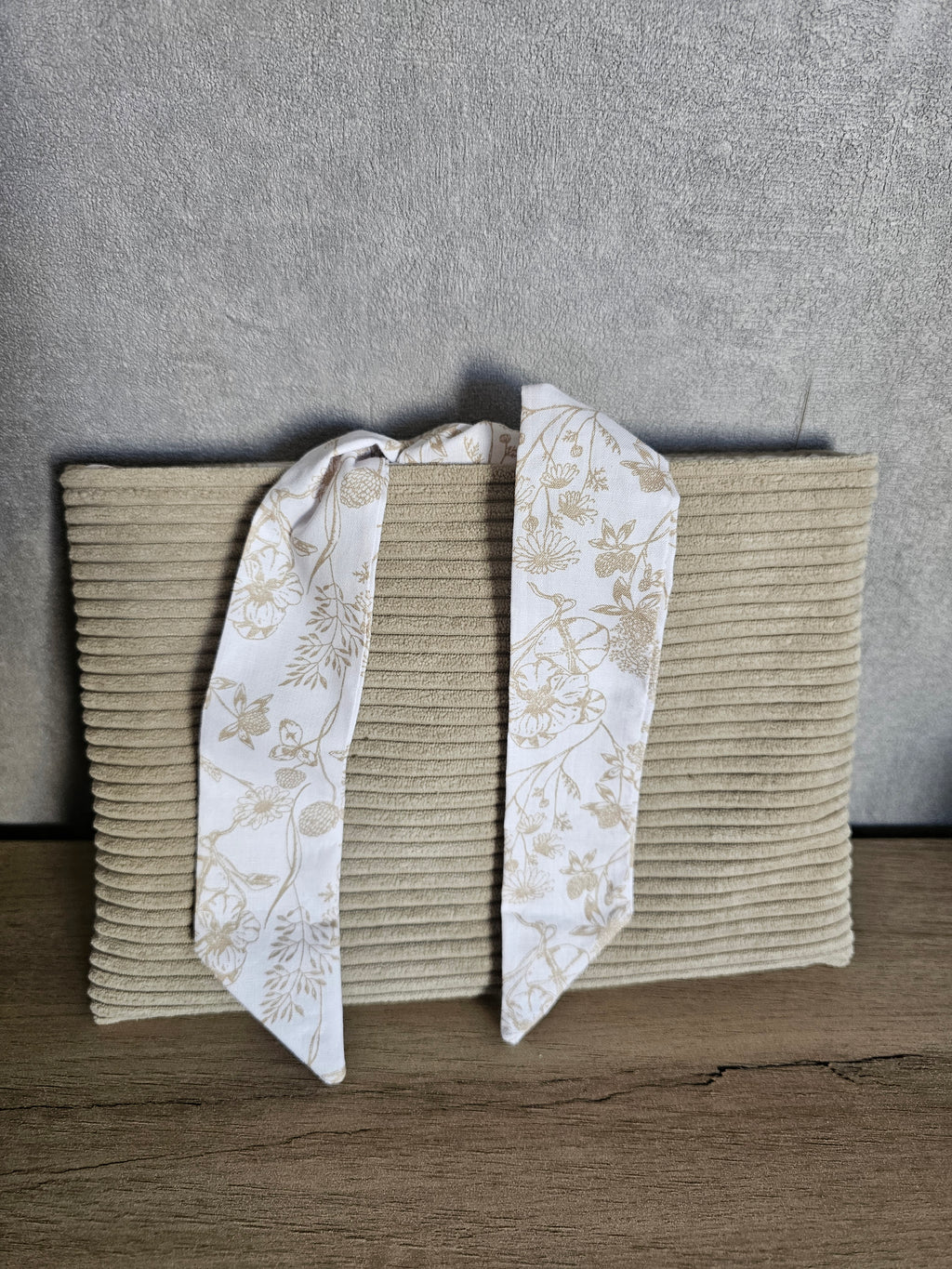 Pochette à livre format poche en stock