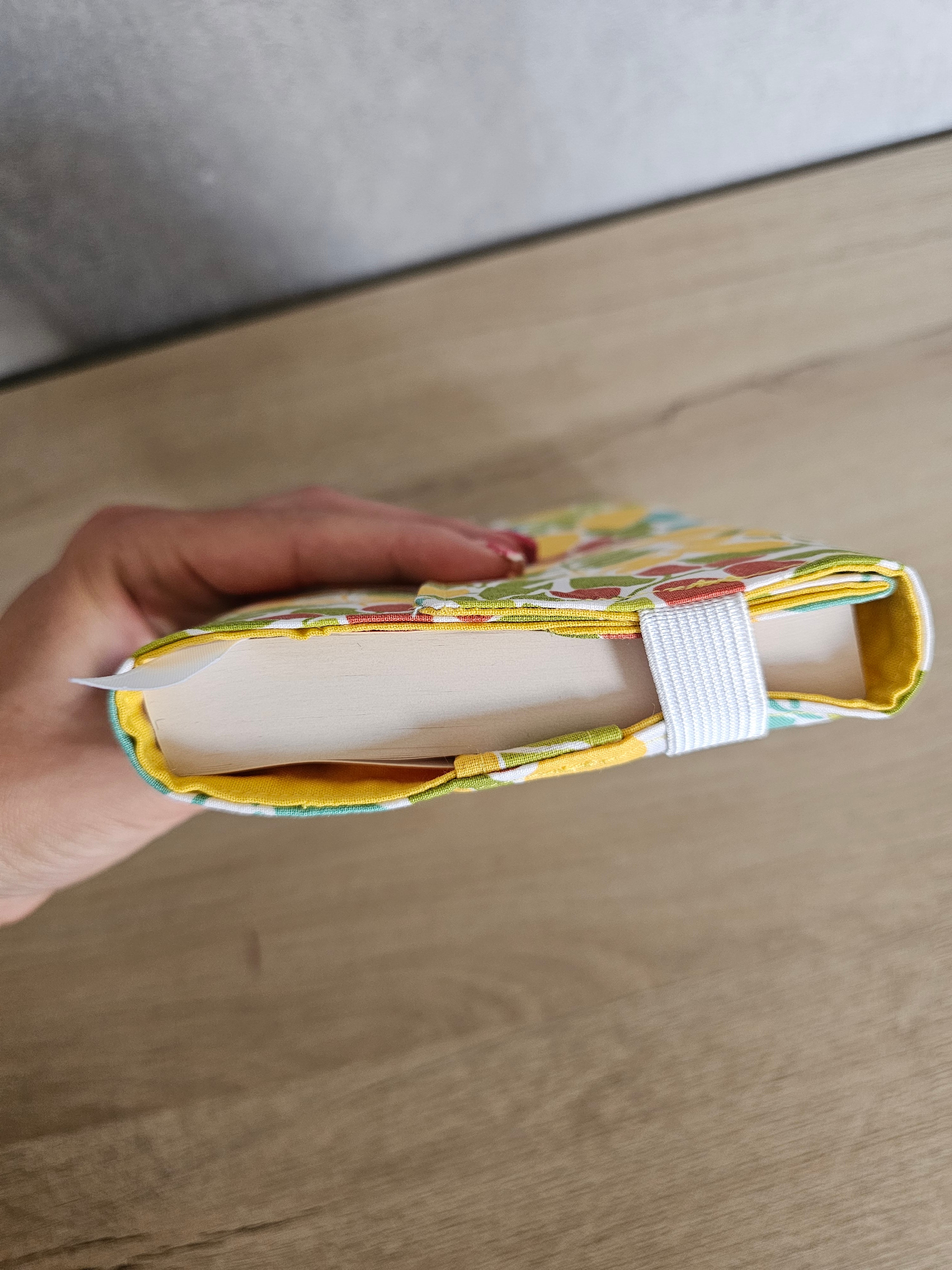 Protège-livre de poche Lola