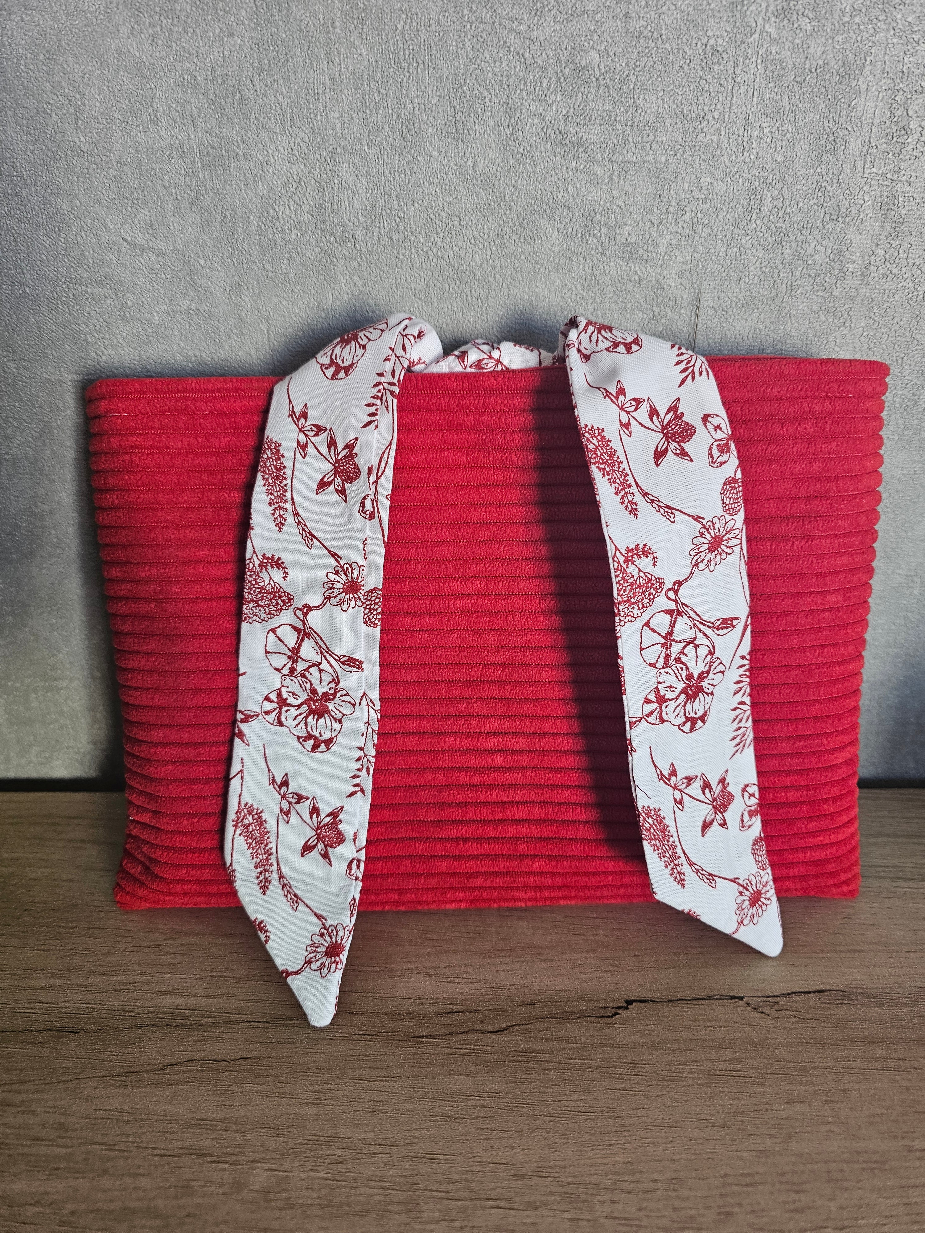 Pochette à livre format poche en stock