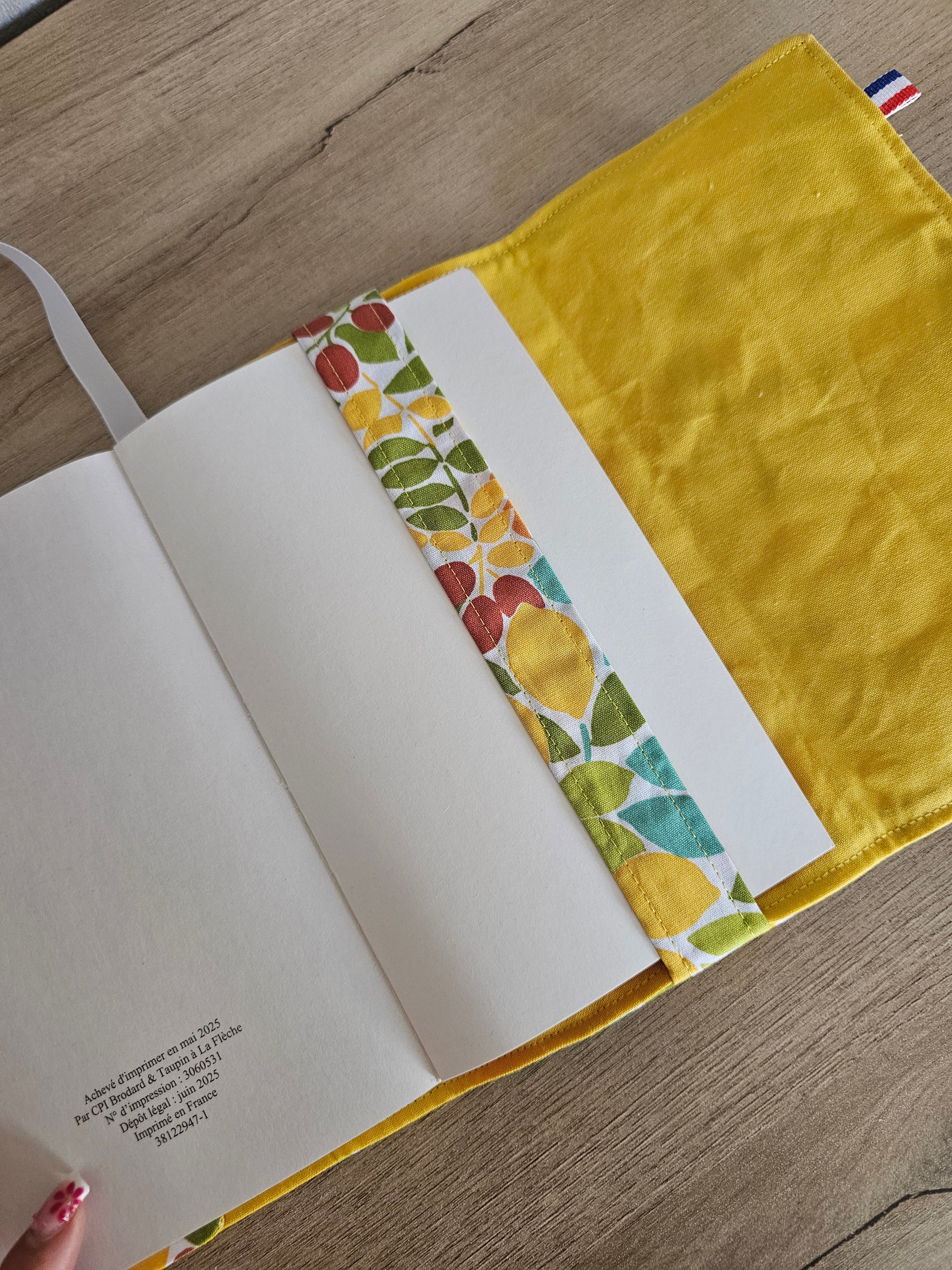 Protège-livre de poche Lola