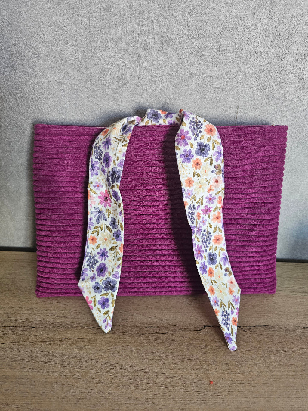 Pochette à livre format poche en stock